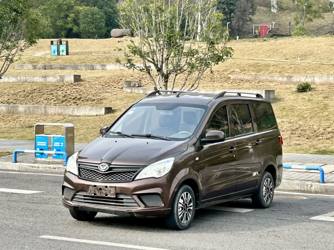 BAIC Huansu H2  из Китая