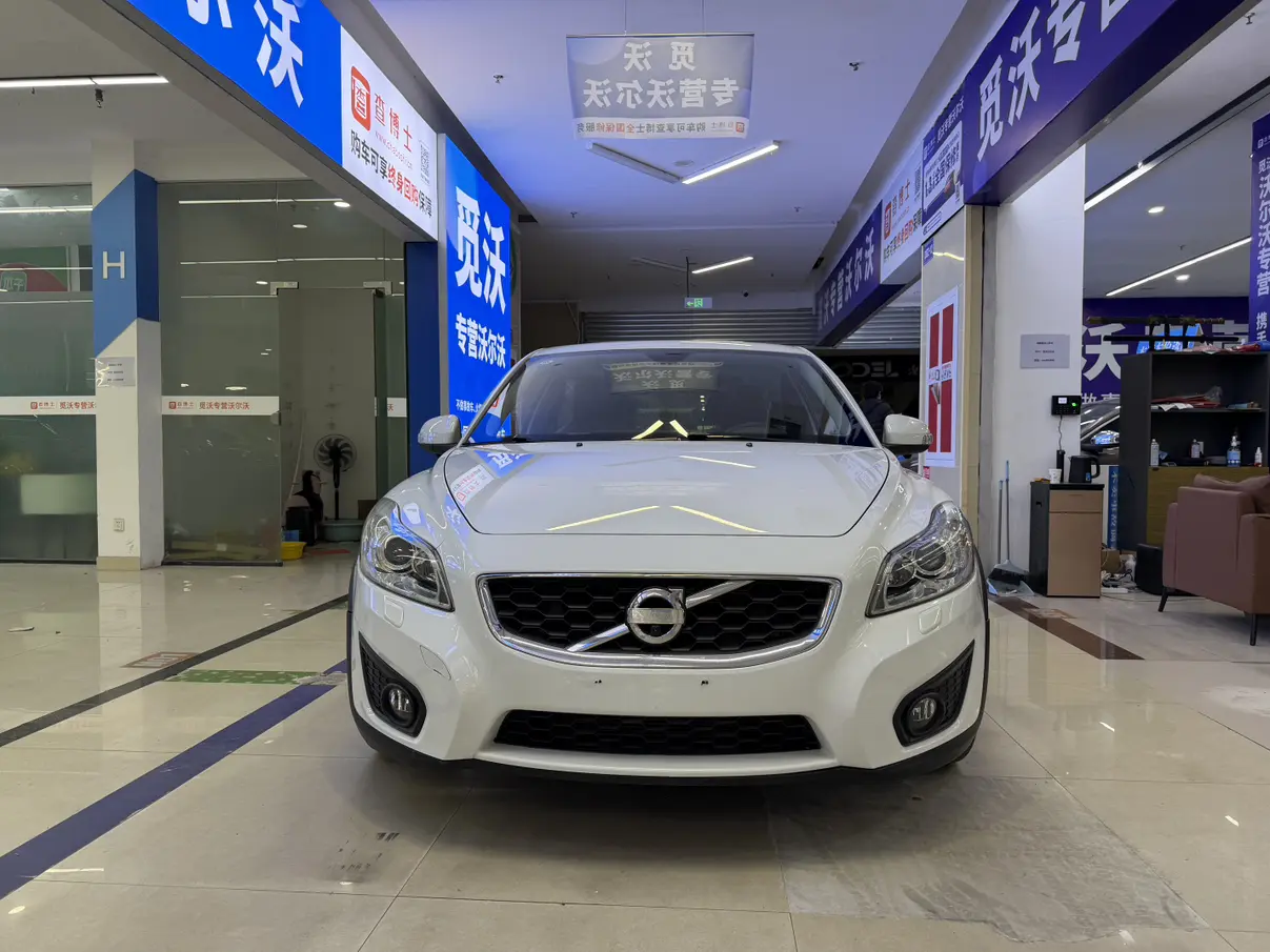 Volvo C30  из Китая