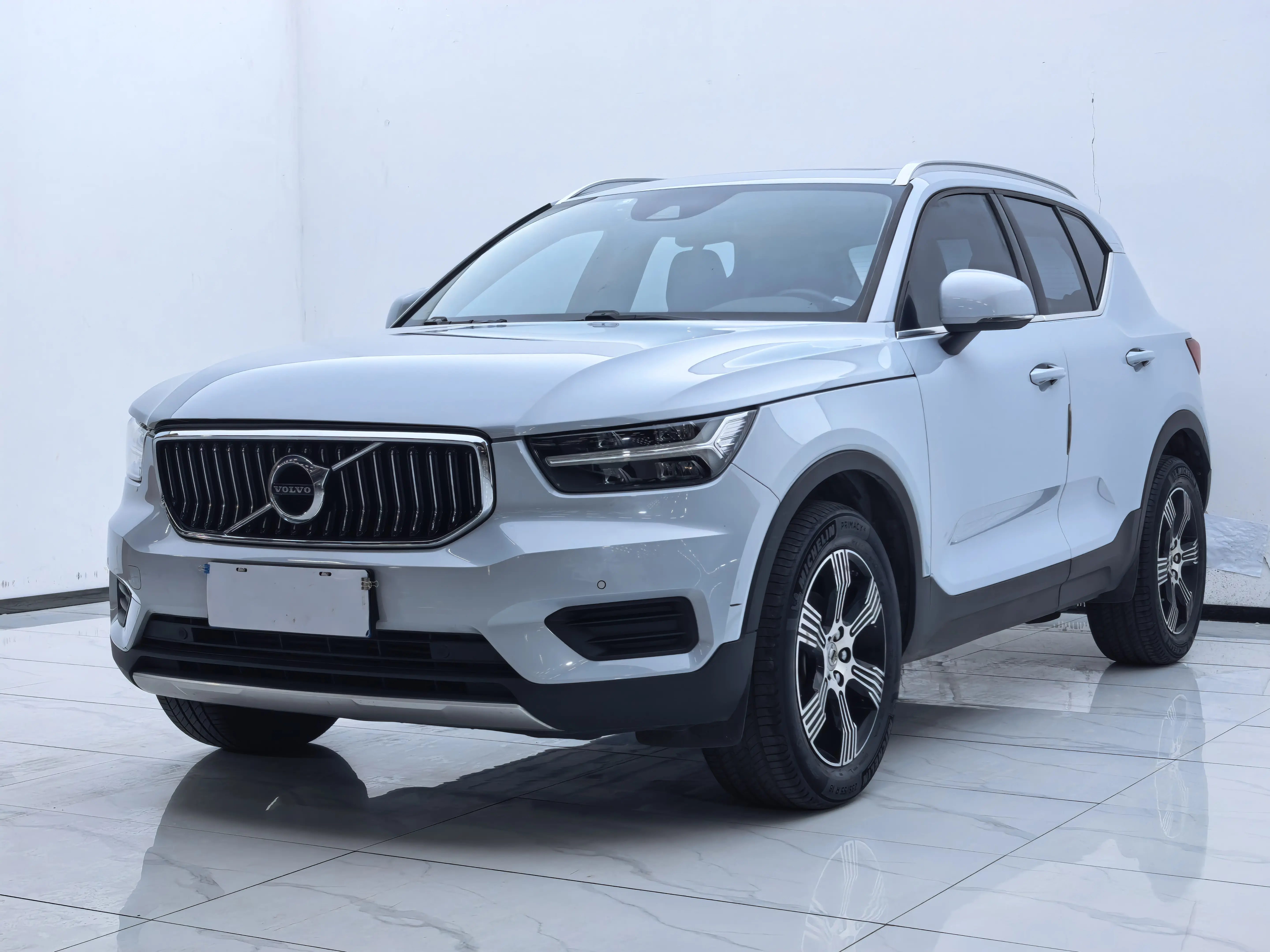 Volvo XC40  из Китая