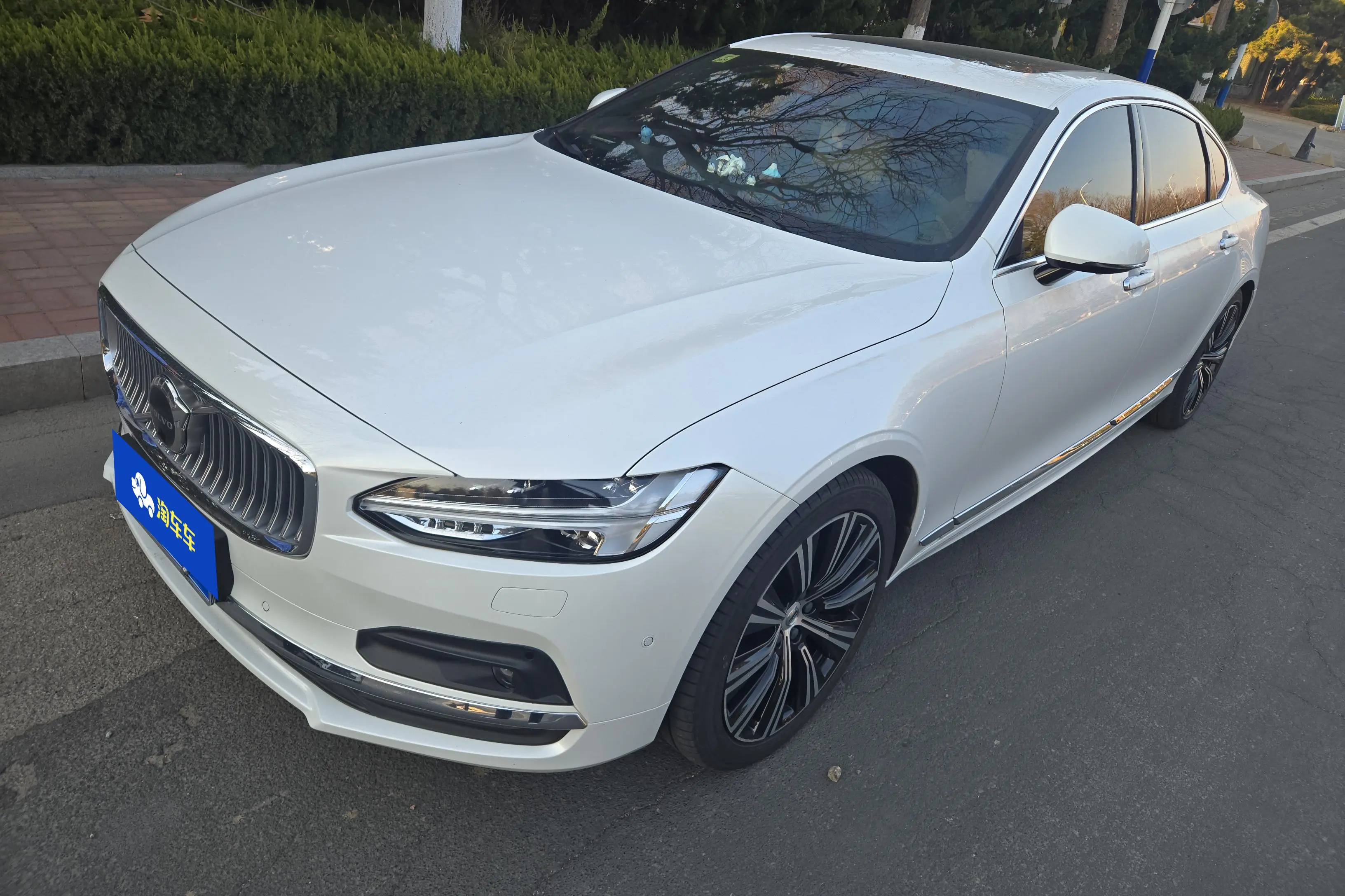 Volvo S90