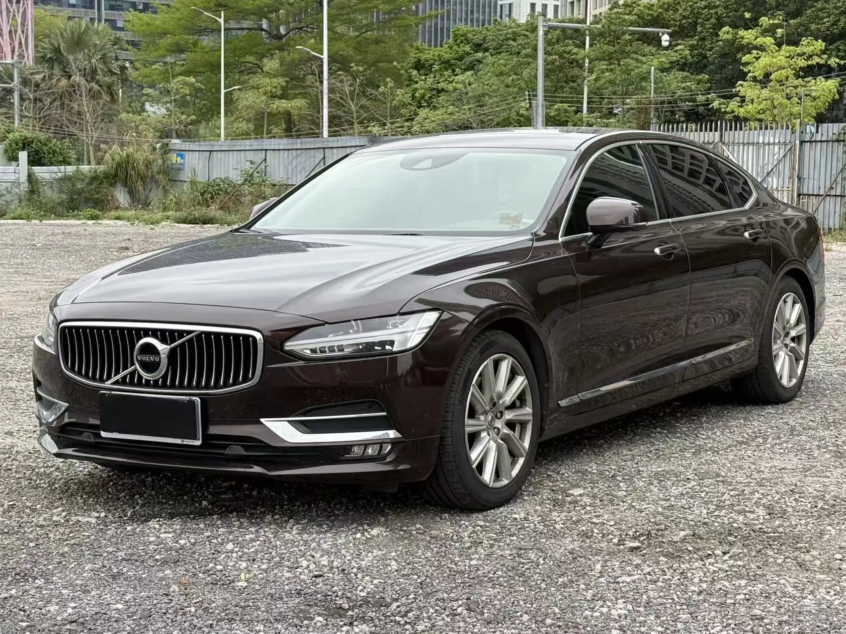 Volvo S90