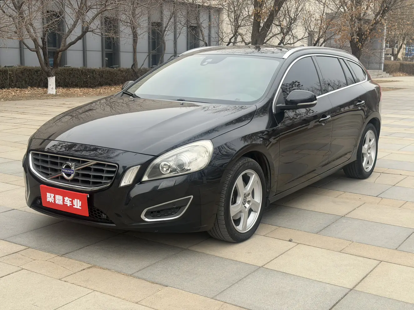 Volvo V60