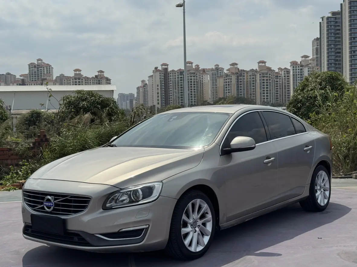 Volvo S60