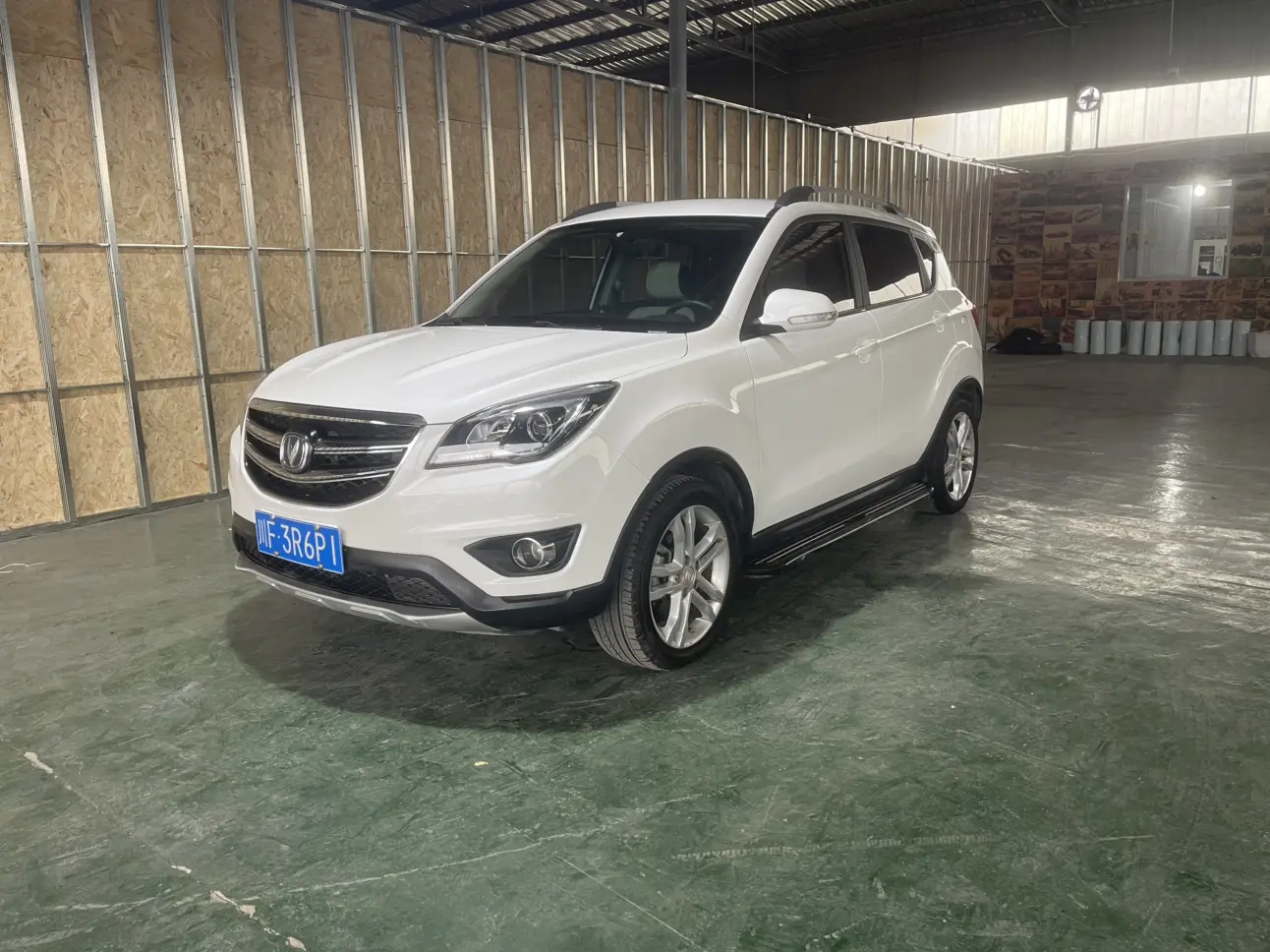 Changan CS35  из Китая