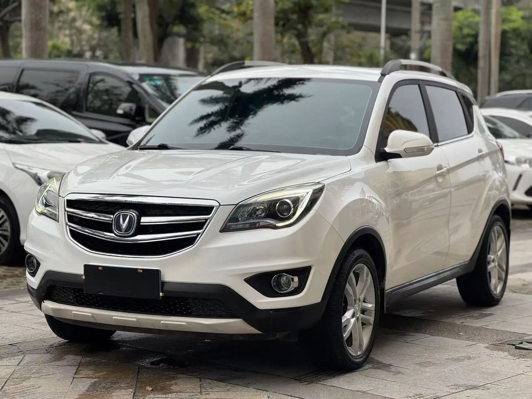 Changan CS35  из Китая