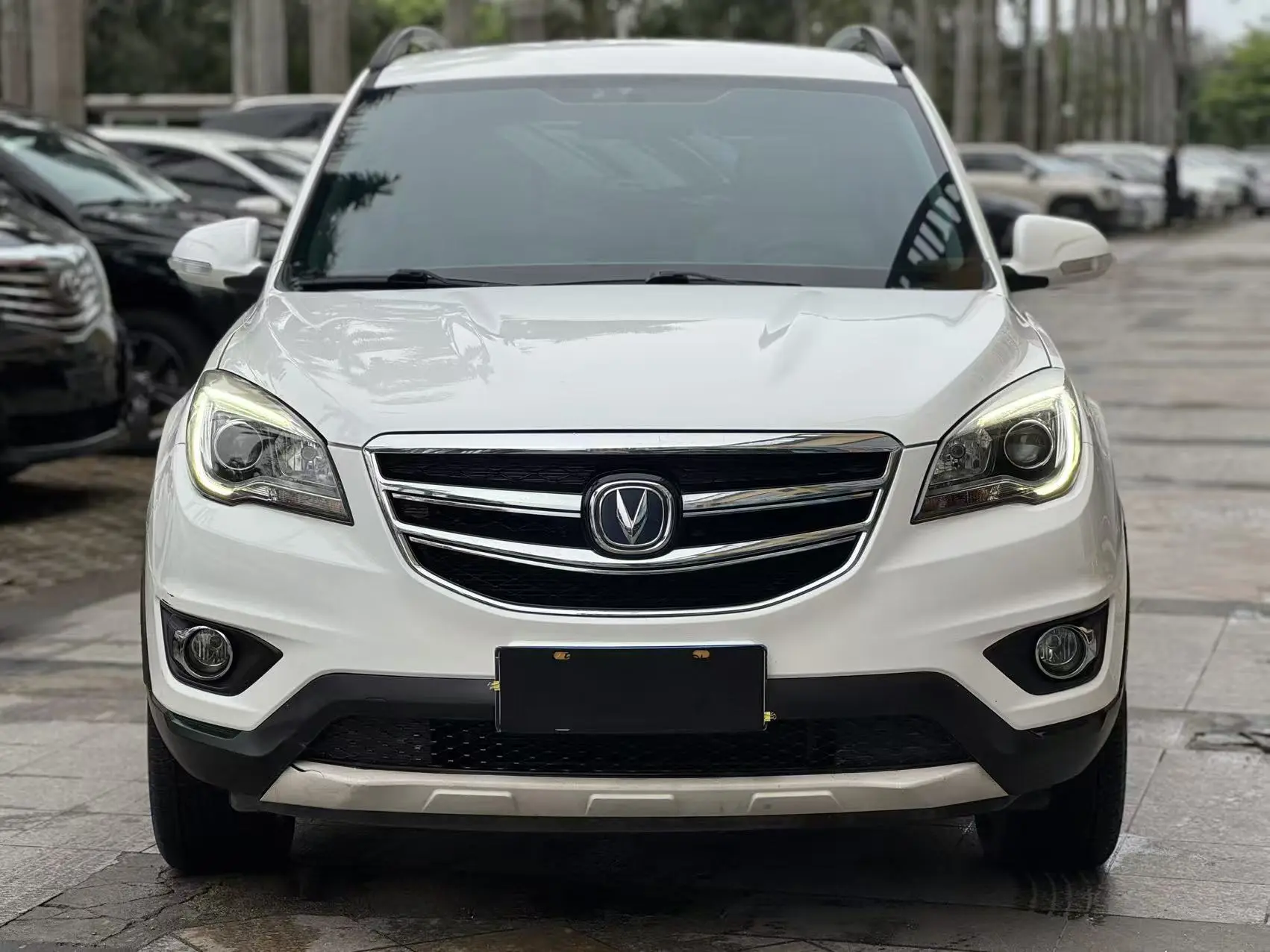 Changan CS35  из Китая