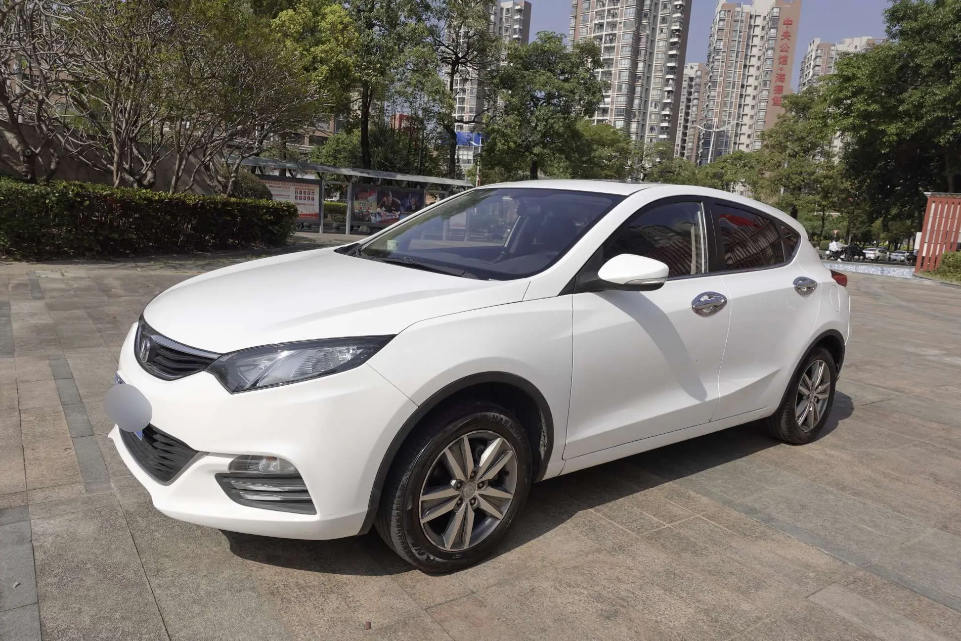 Changan Eado XT  из Китая