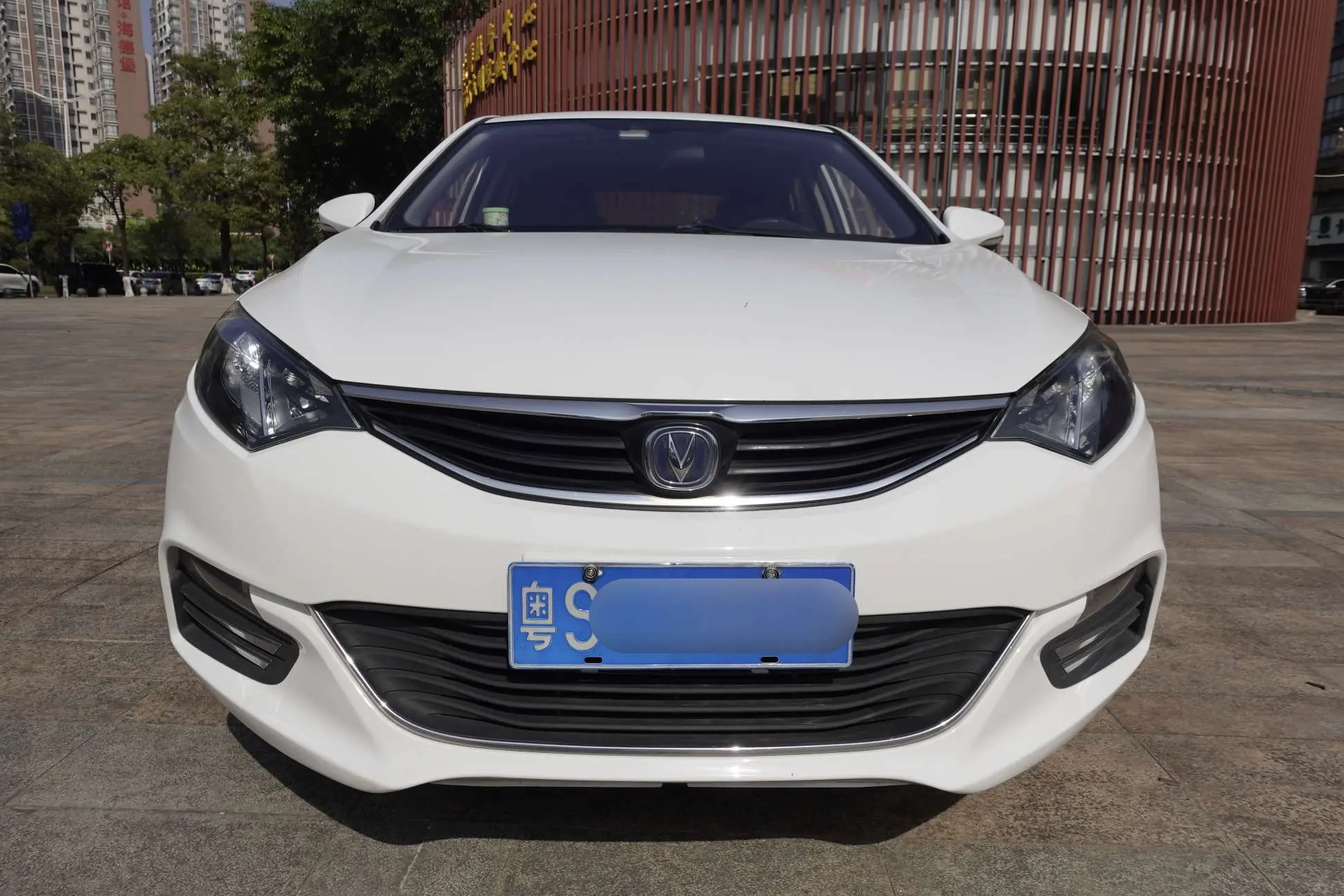 Changan Eado XT  из Китая
