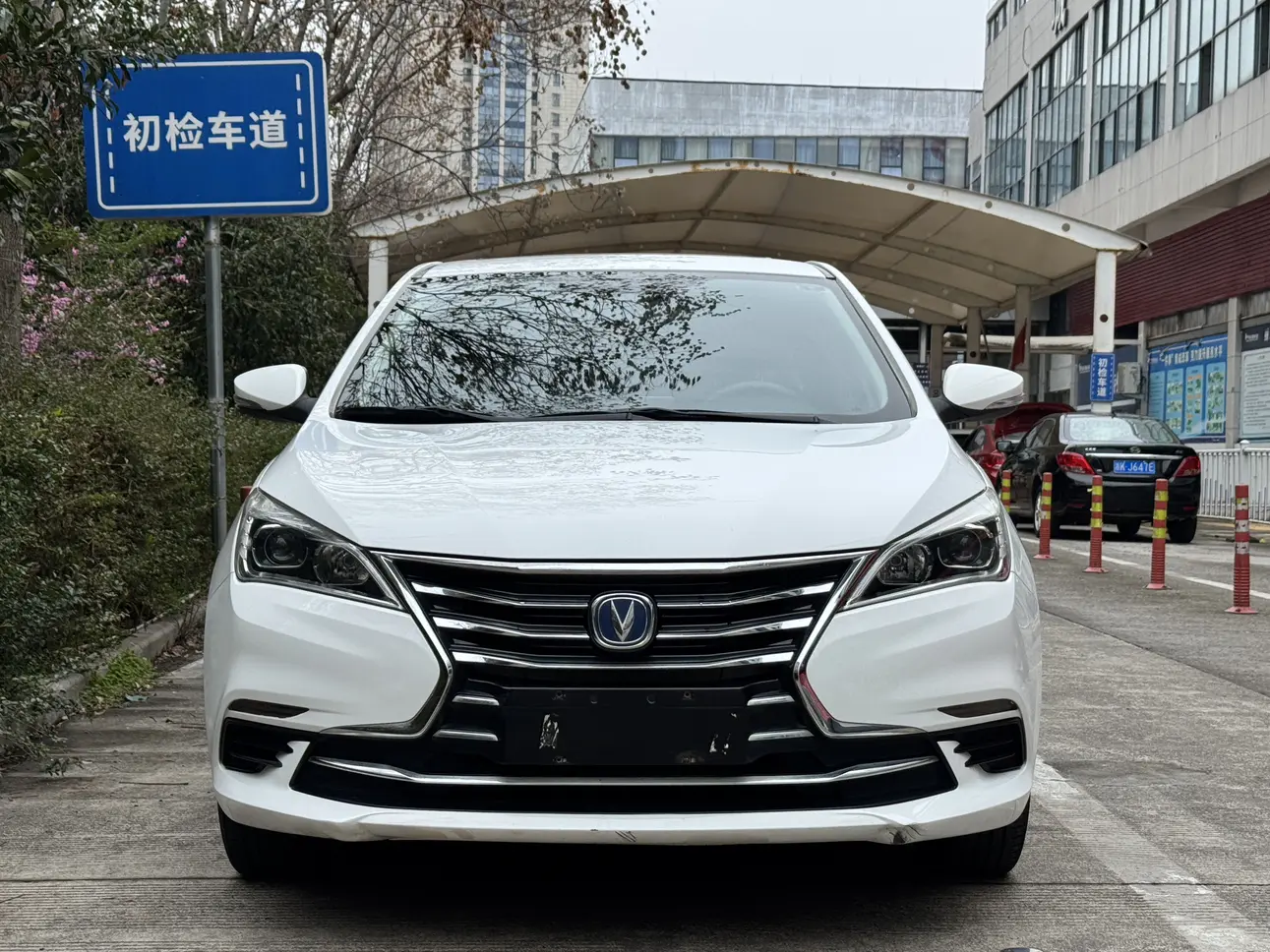 Changan Eado DT  из Китая