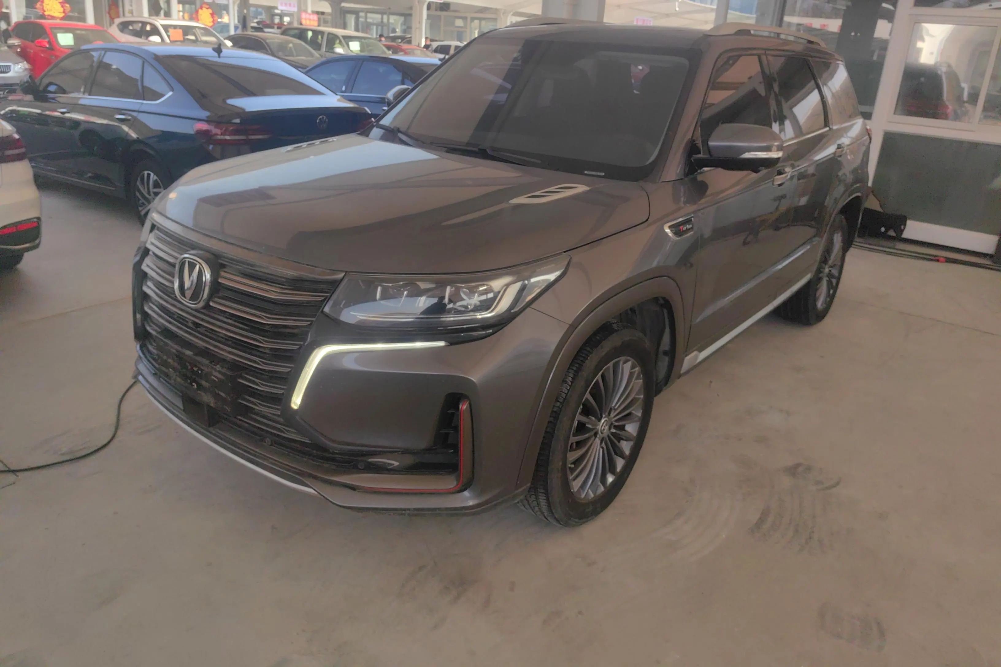 Changan CS95  из Китая