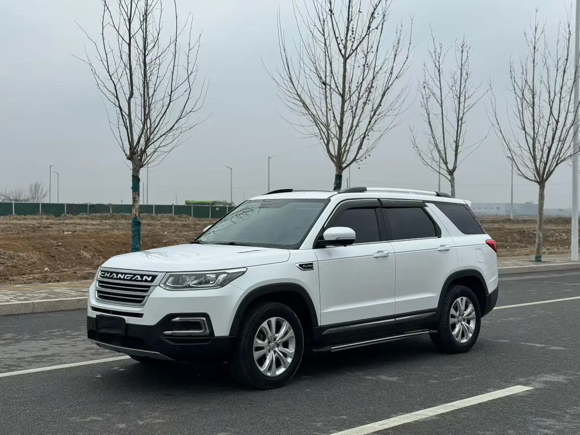 Changan CS95  из Китая