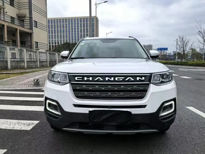 Changan CS95  из Китая
