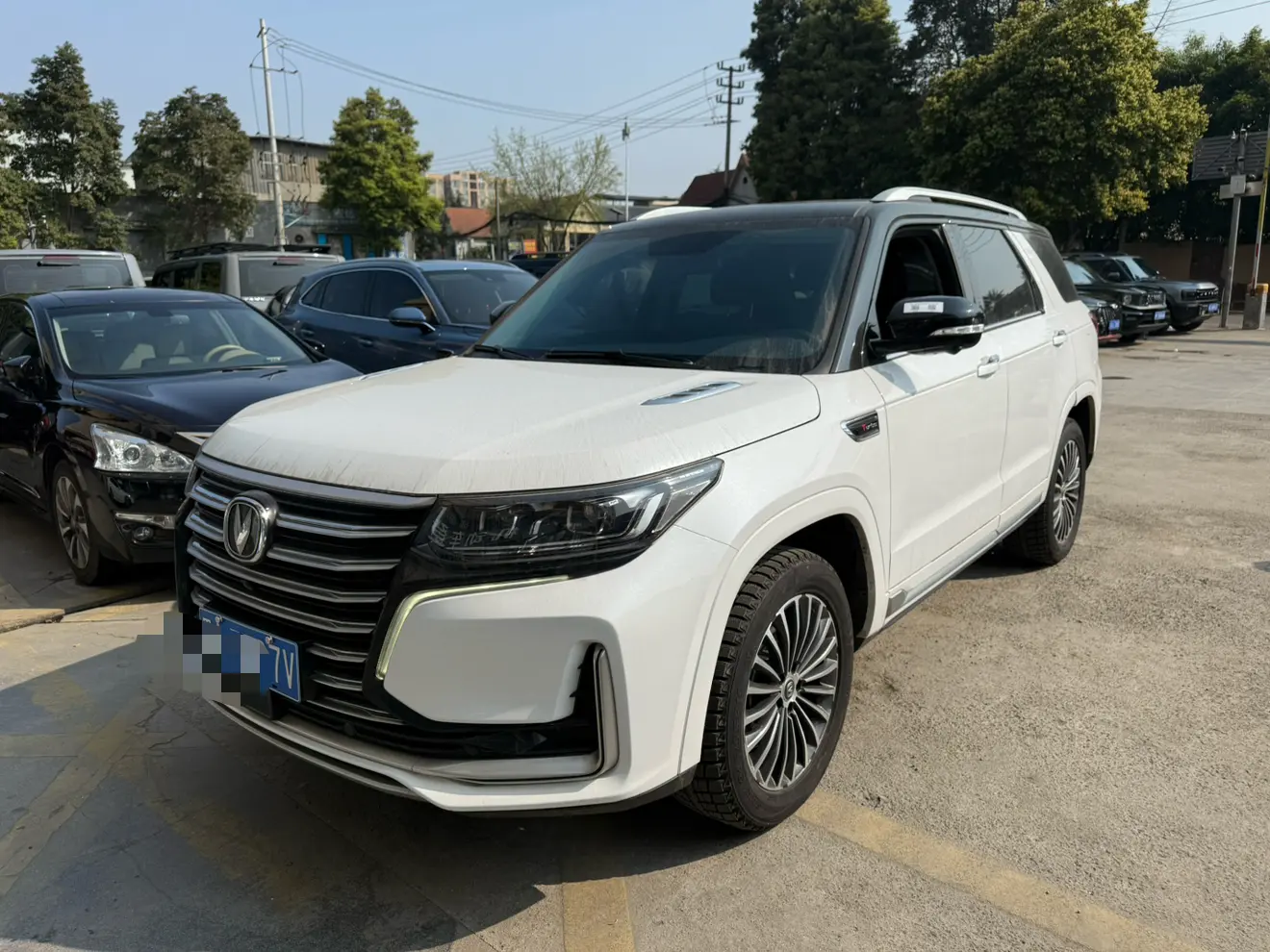 Changan CS95  из Китая