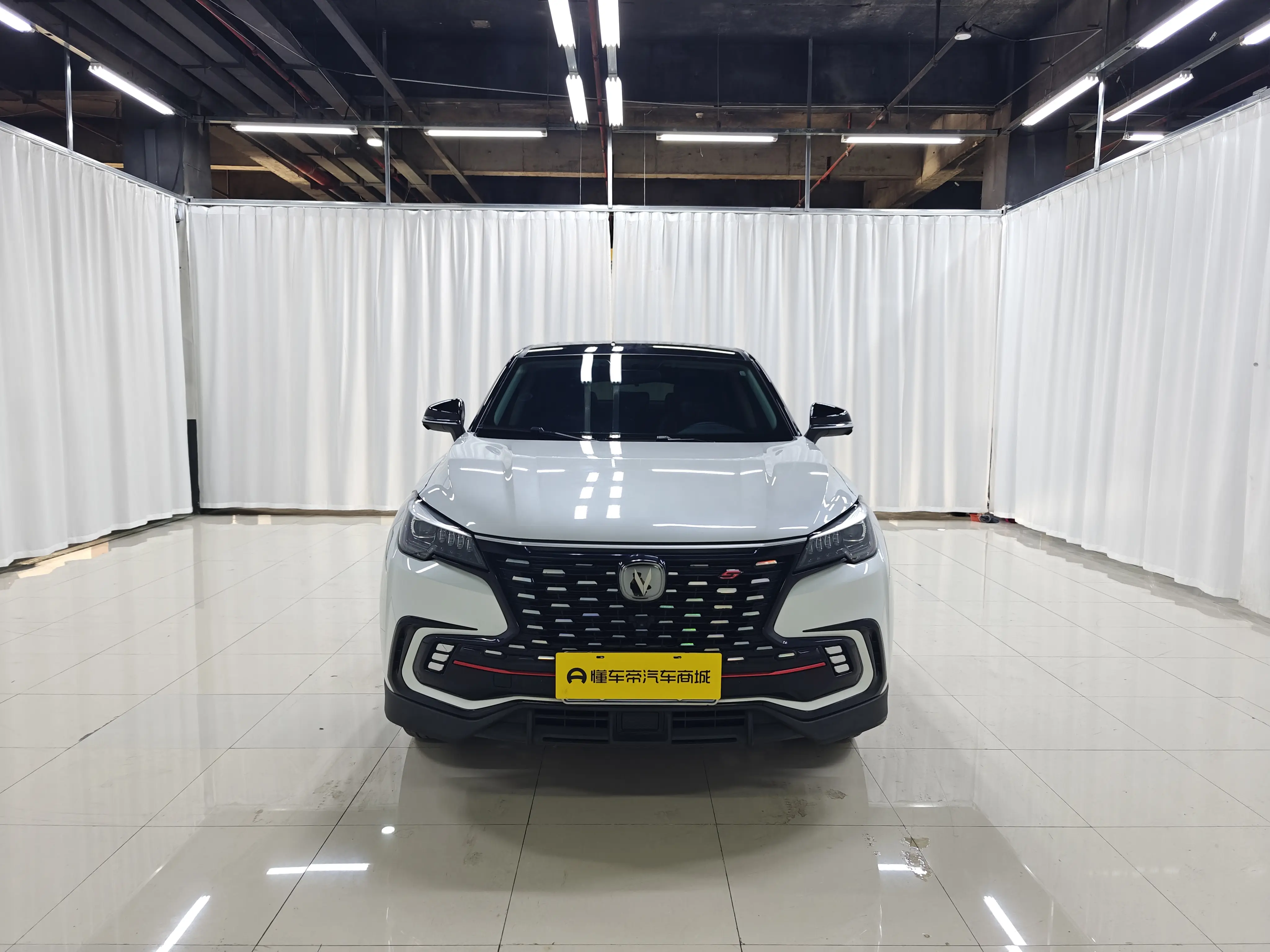 Changan CS85 COUPE  из Китая