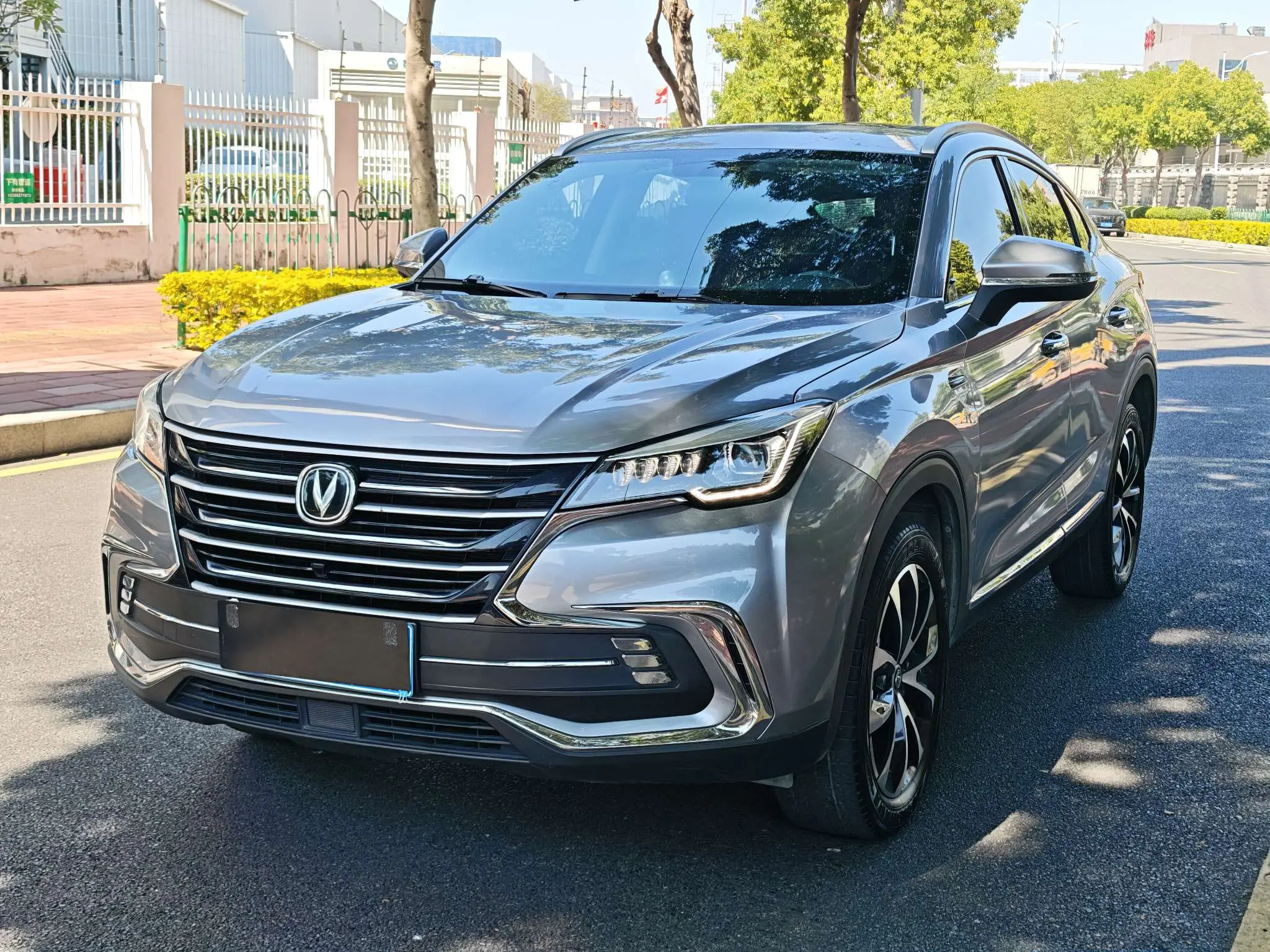 Changan CS85 COUPE  из Китая