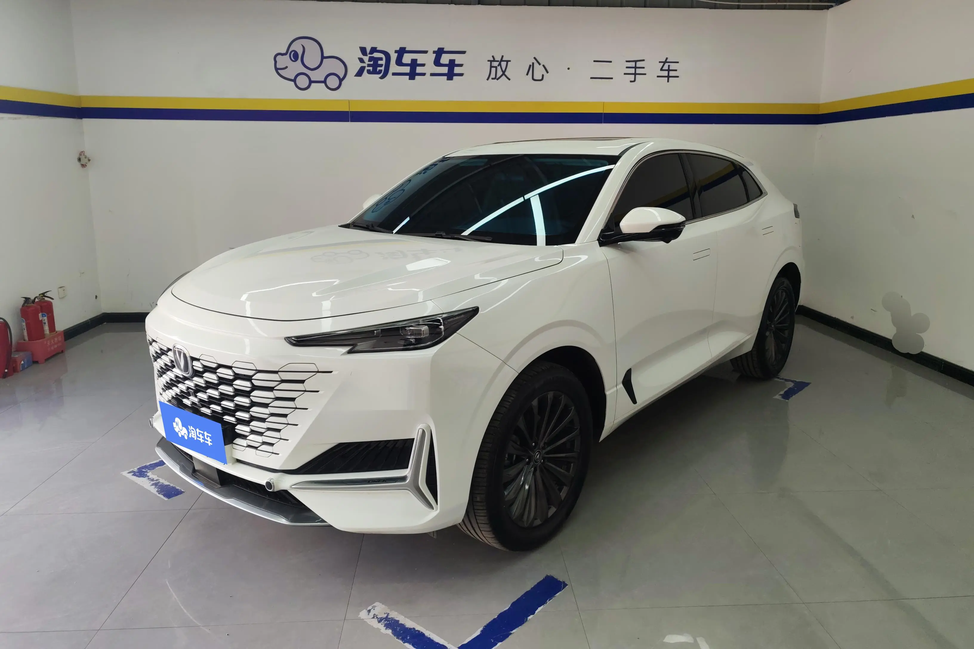 Changan UNI-K  из Китая