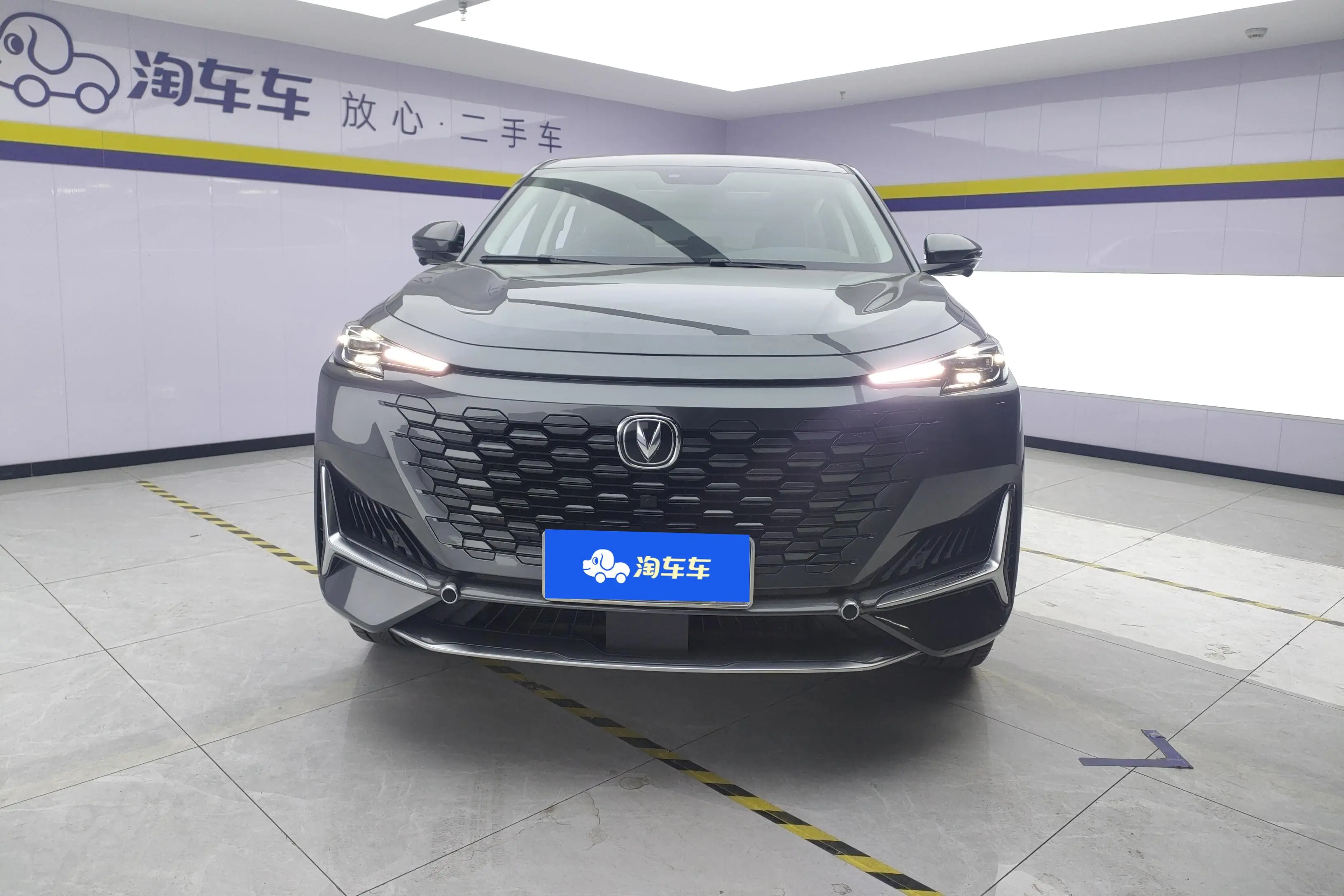 Changan UNI-K  из Китая