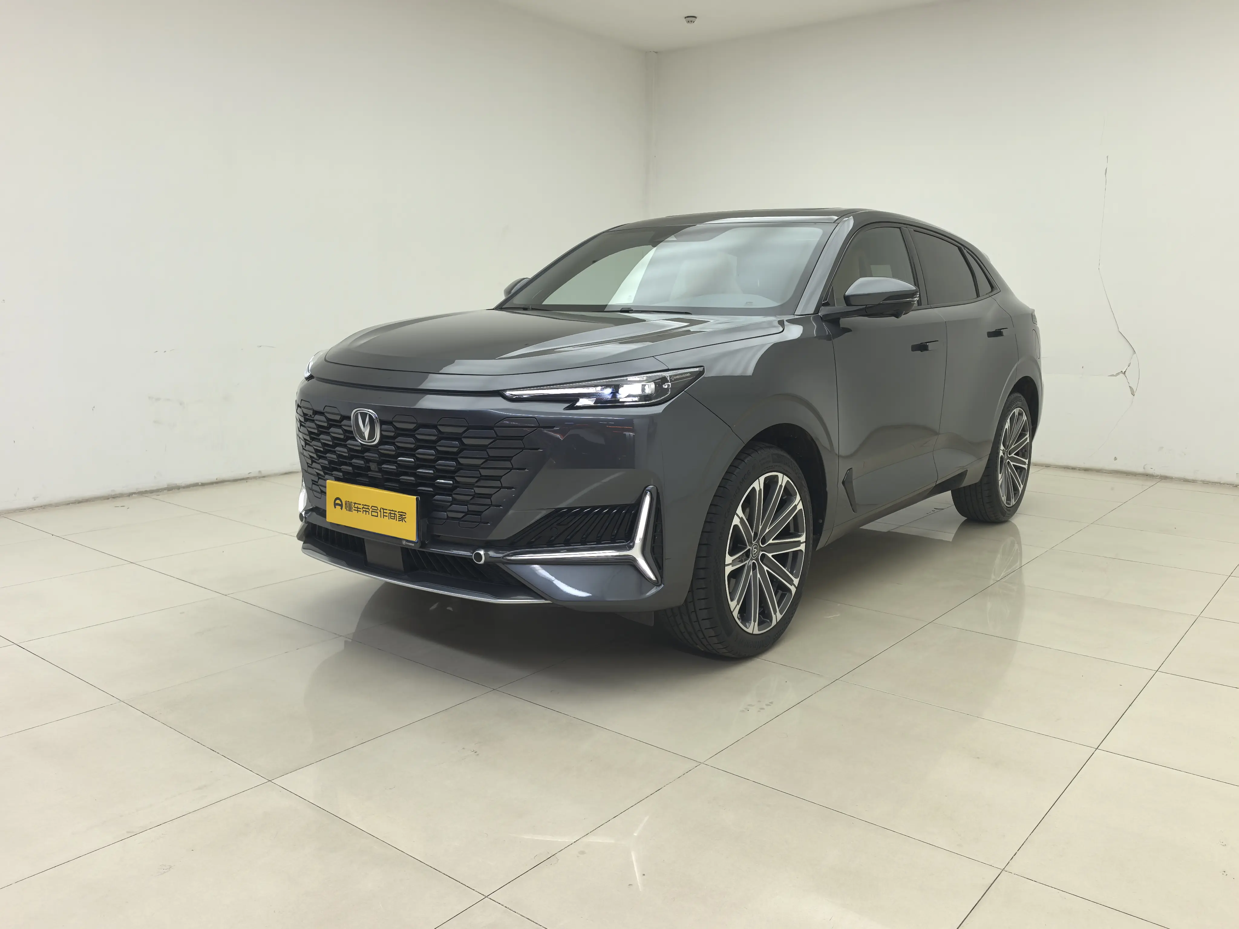 Changan UNI-K  из Китая