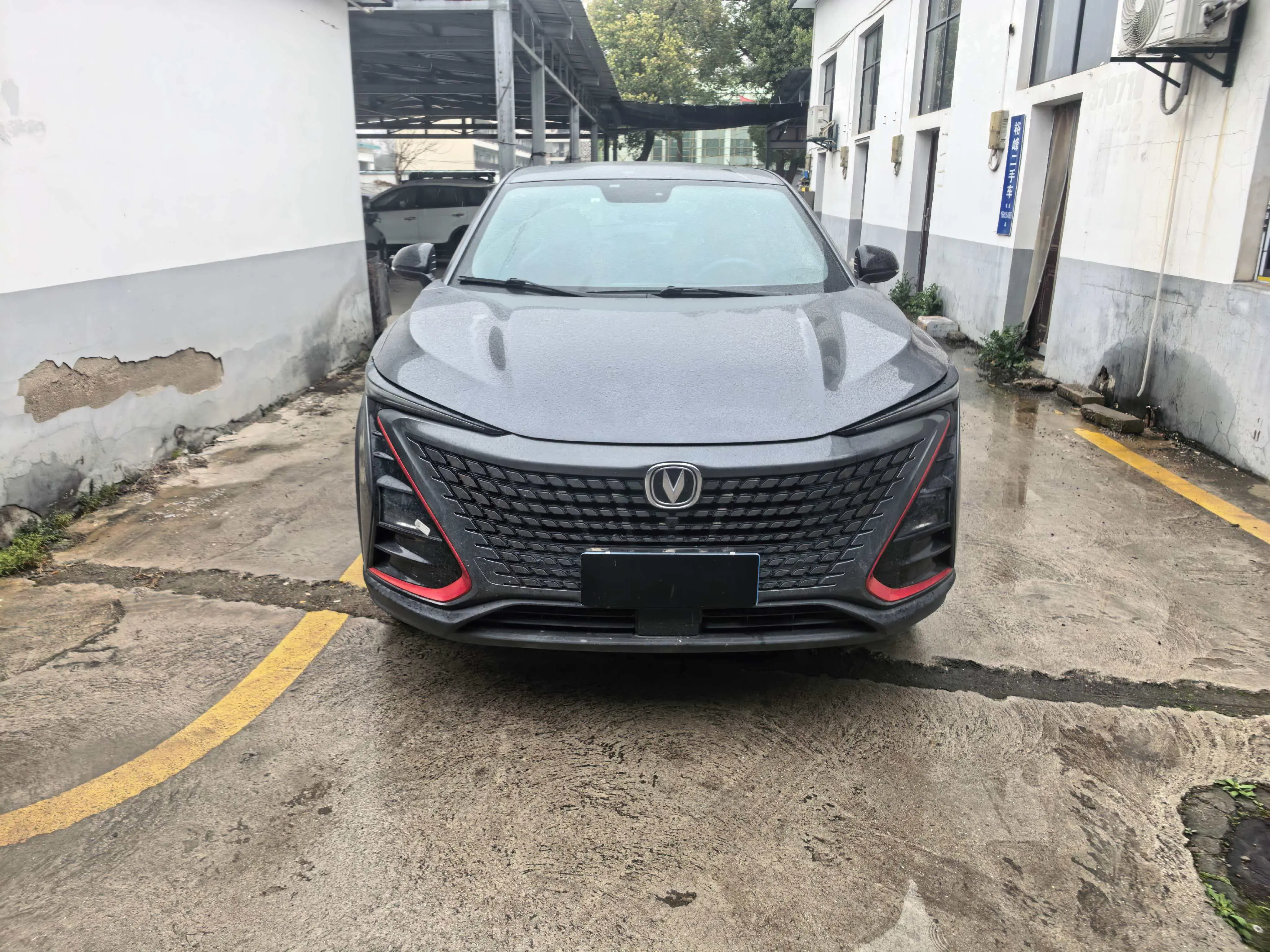 Changan UNI-T  из Китая