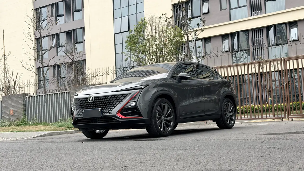 Changan UNI-T  из Китая