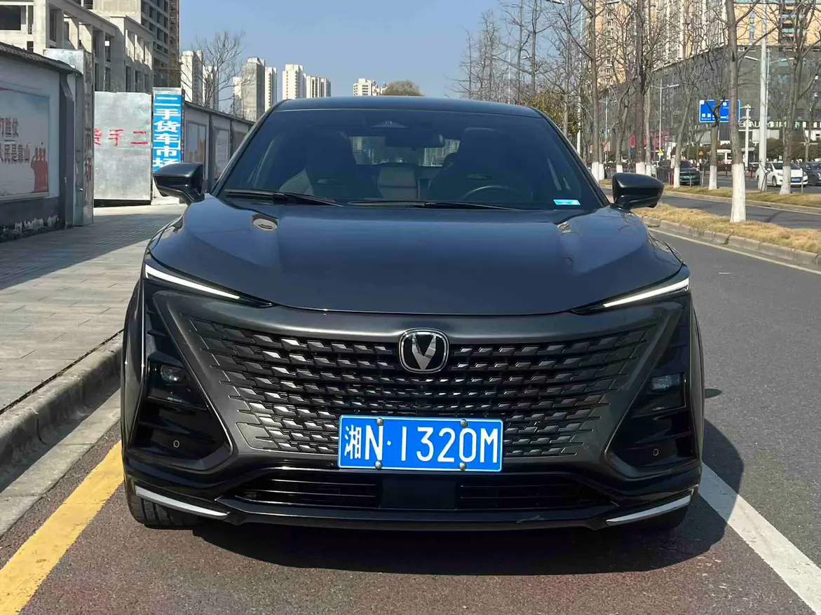 Changan UNI-T  из Китая