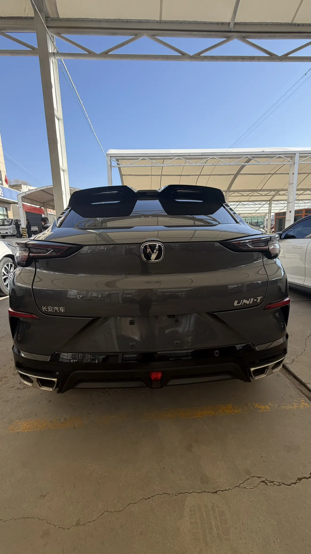 Changan UNI-T  из Китая