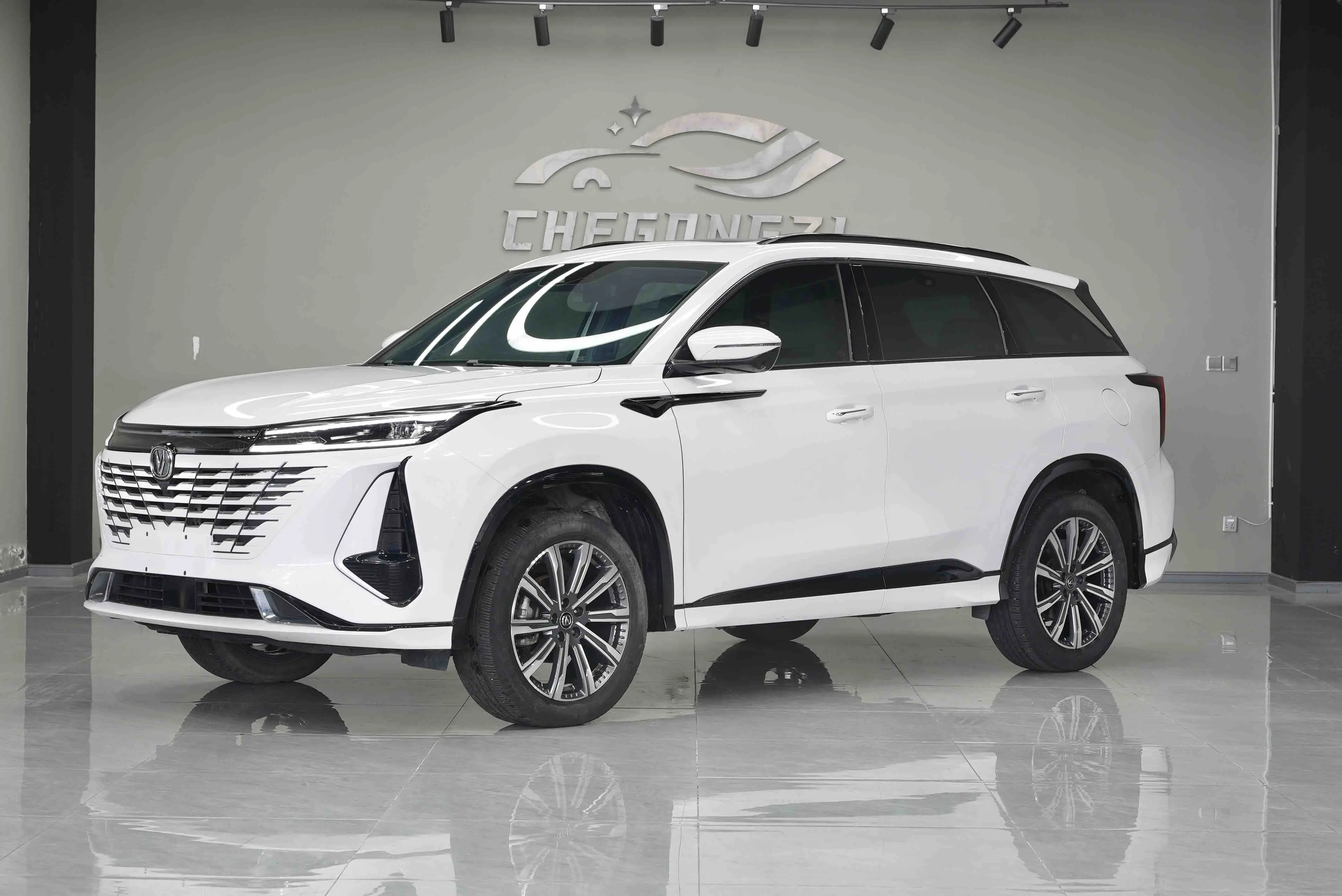 Changan CS75 PLUS  из Китая