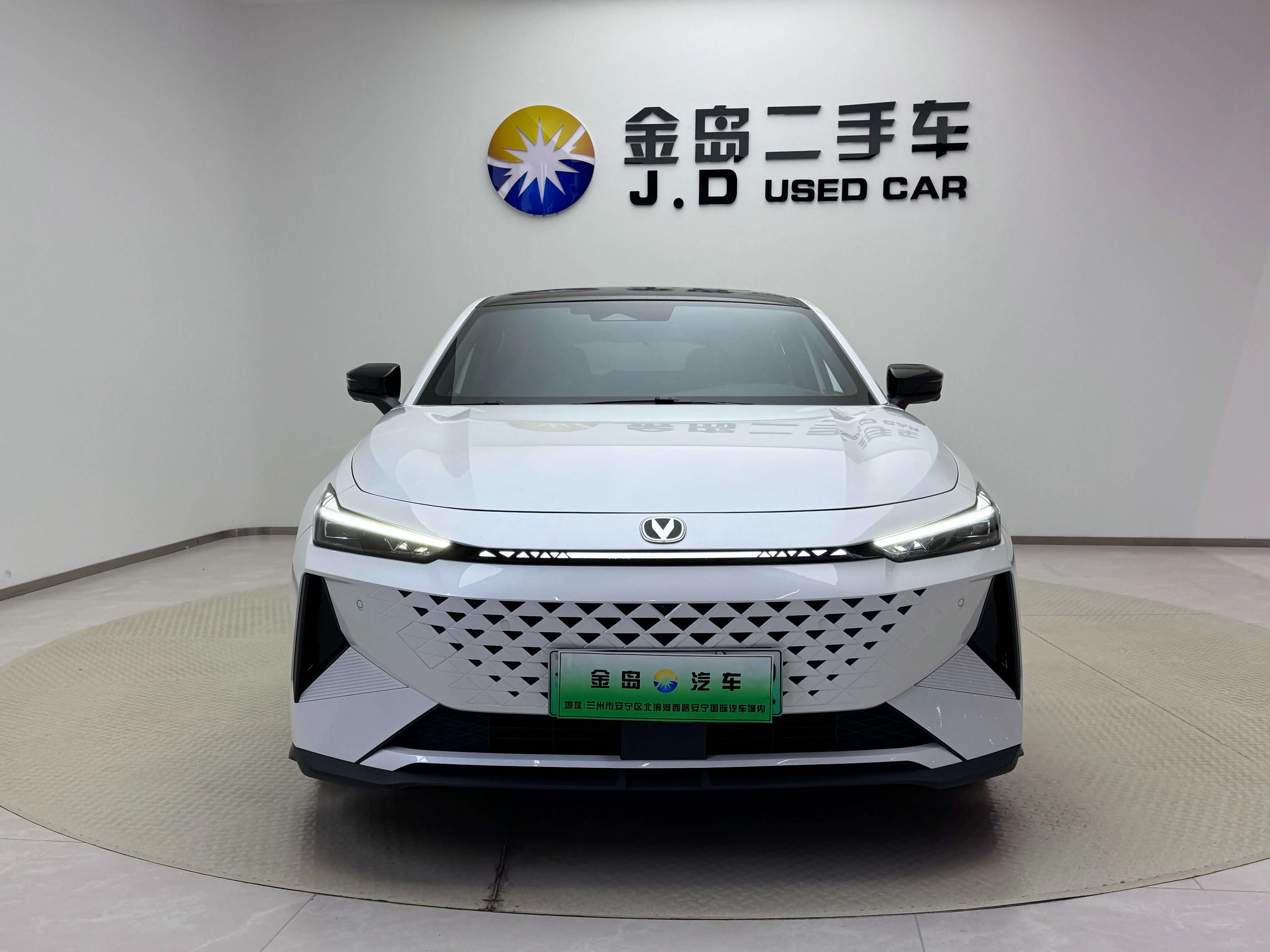 Changan UNI-V  из Китая
