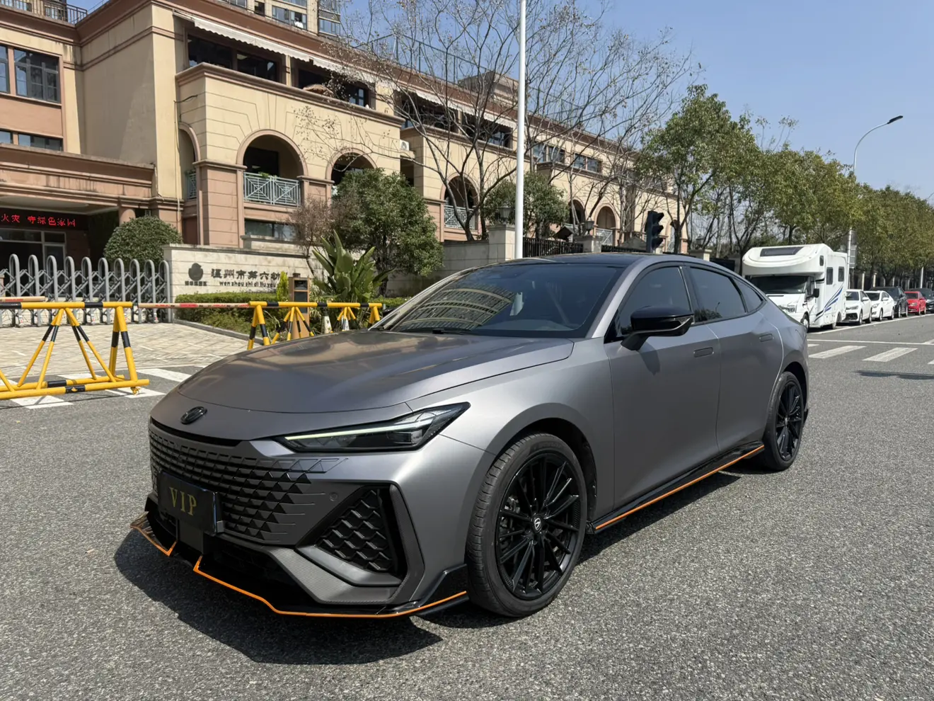 Changan UNI-V  из Китая