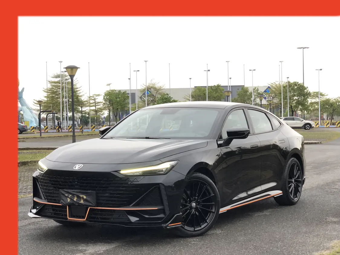 Changan UNI-V  из Китая