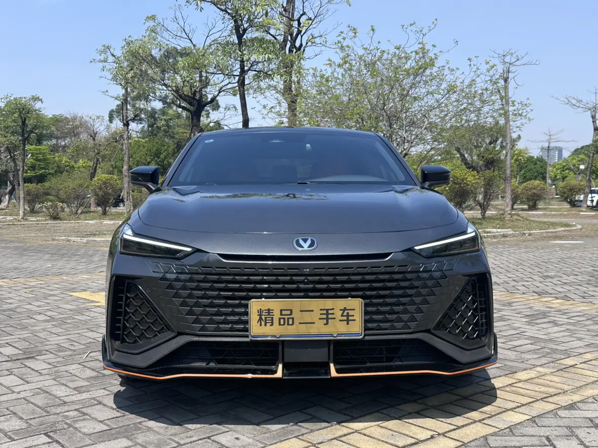 Changan UNI-V  из Китая