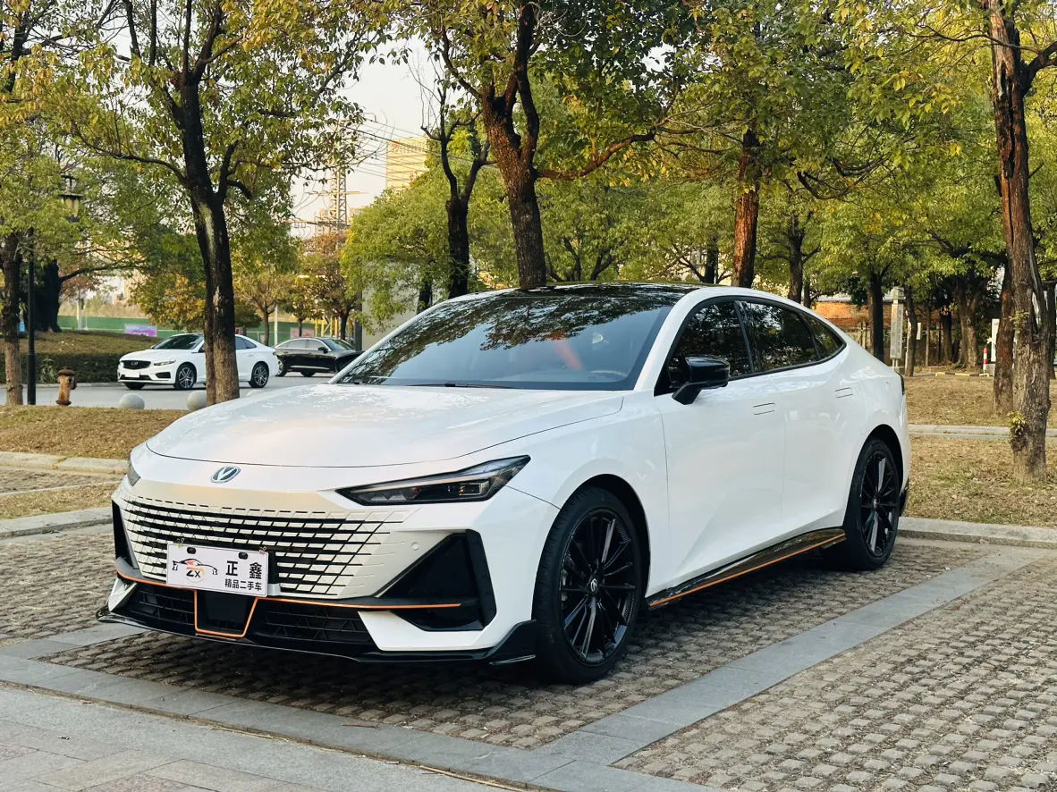 Changan UNI-V  из Китая