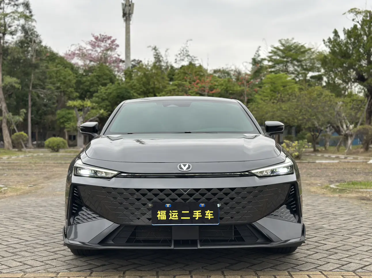 Changan UNI-V  из Китая