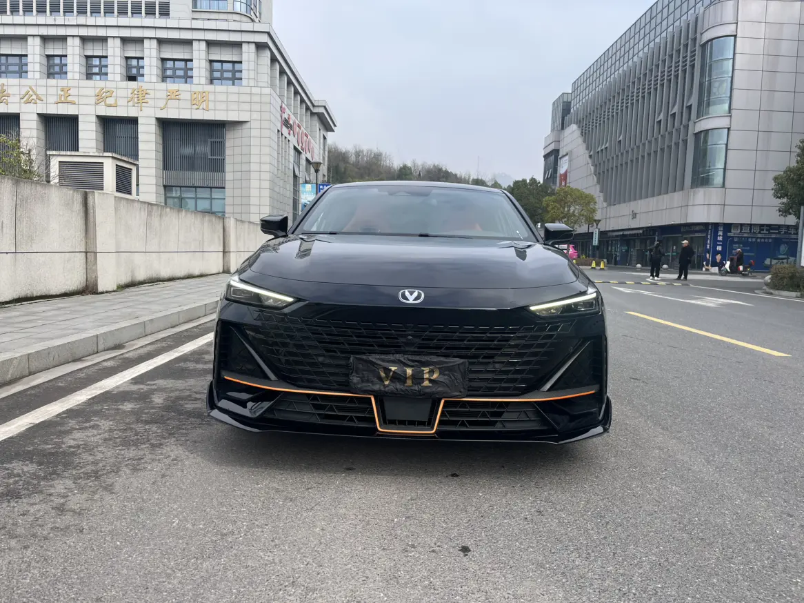 Changan UNI-V  из Китая