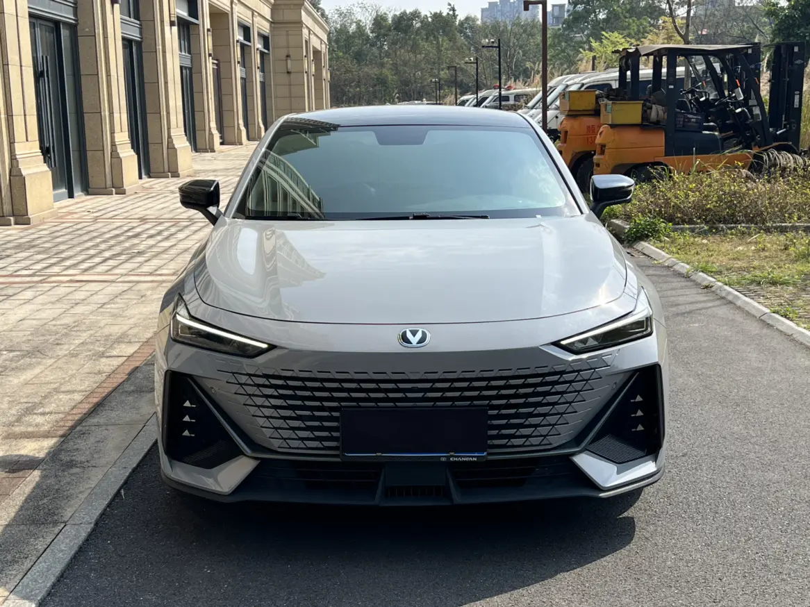 Changan UNI-V  из Китая