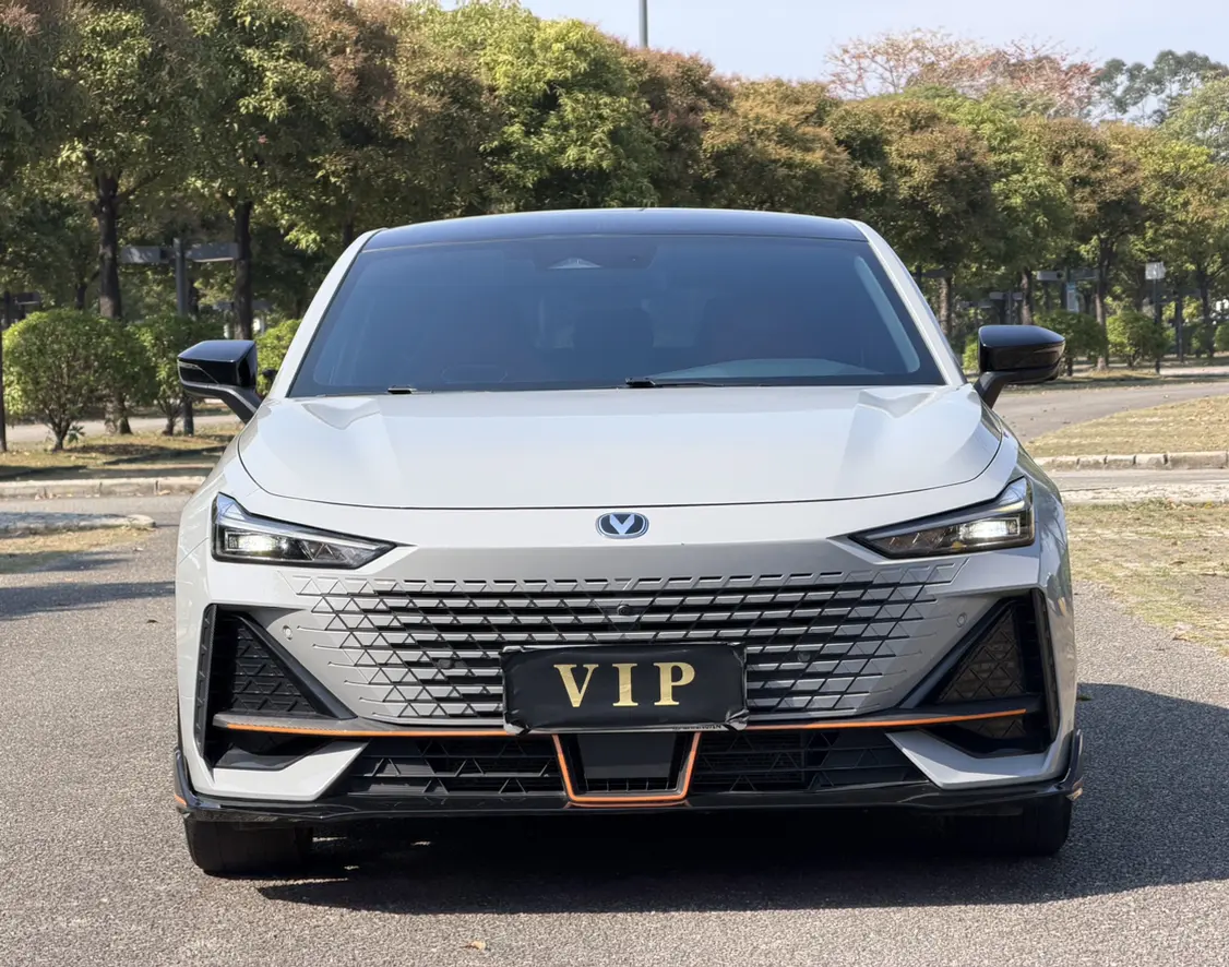 Changan UNI-V  из Китая