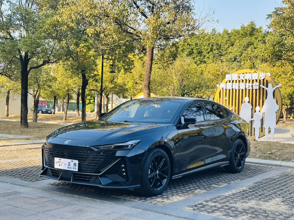 Changan UNI-V  из Китая