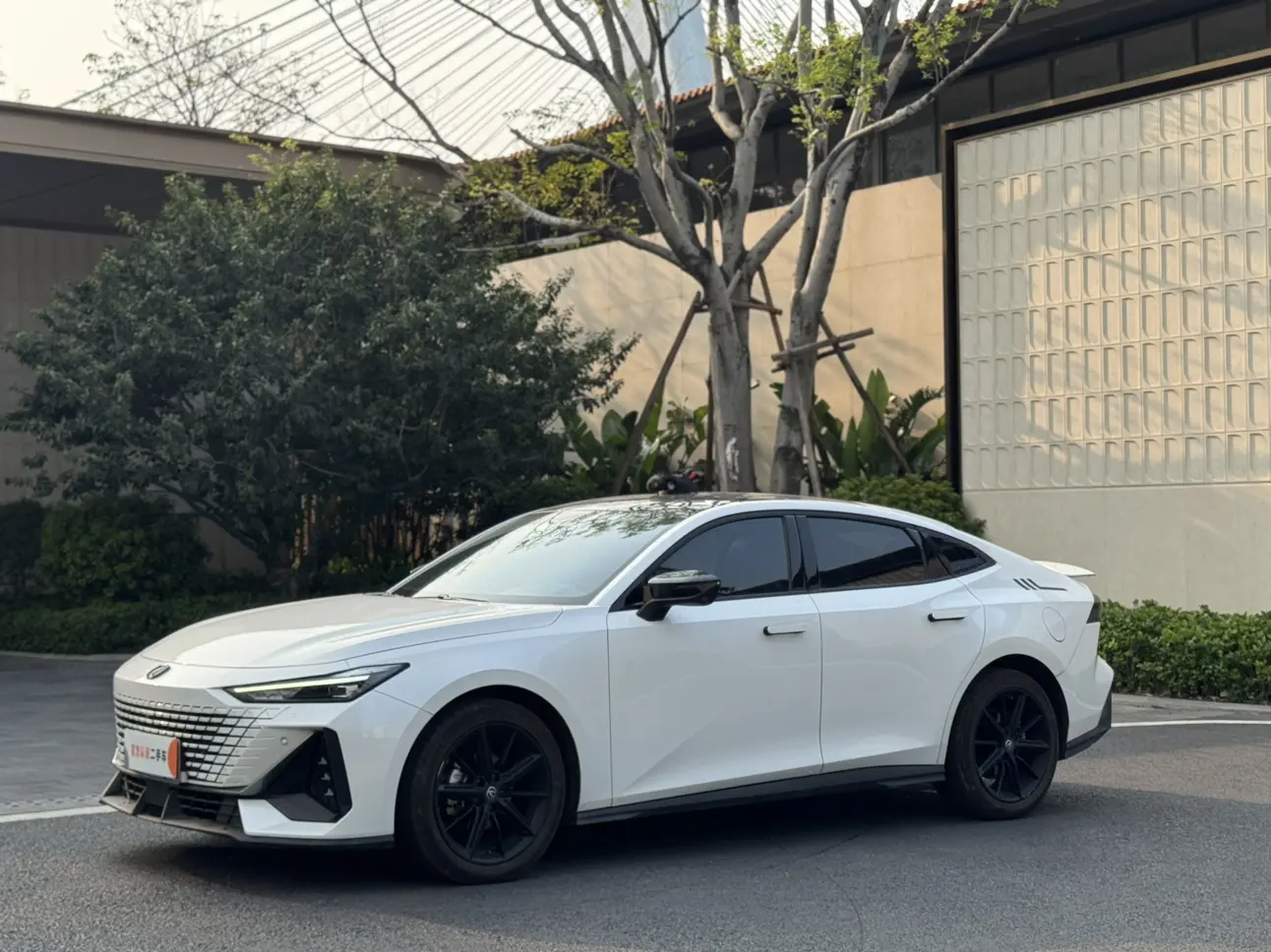 Changan UNI-V  из Китая