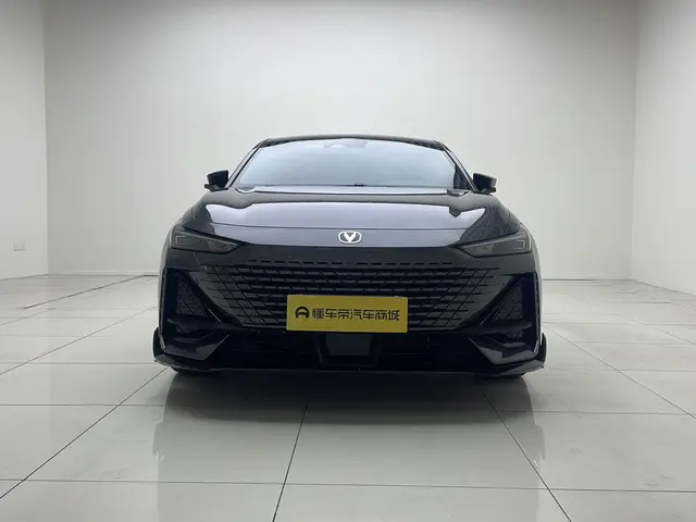 Changan UNI-V  из Китая