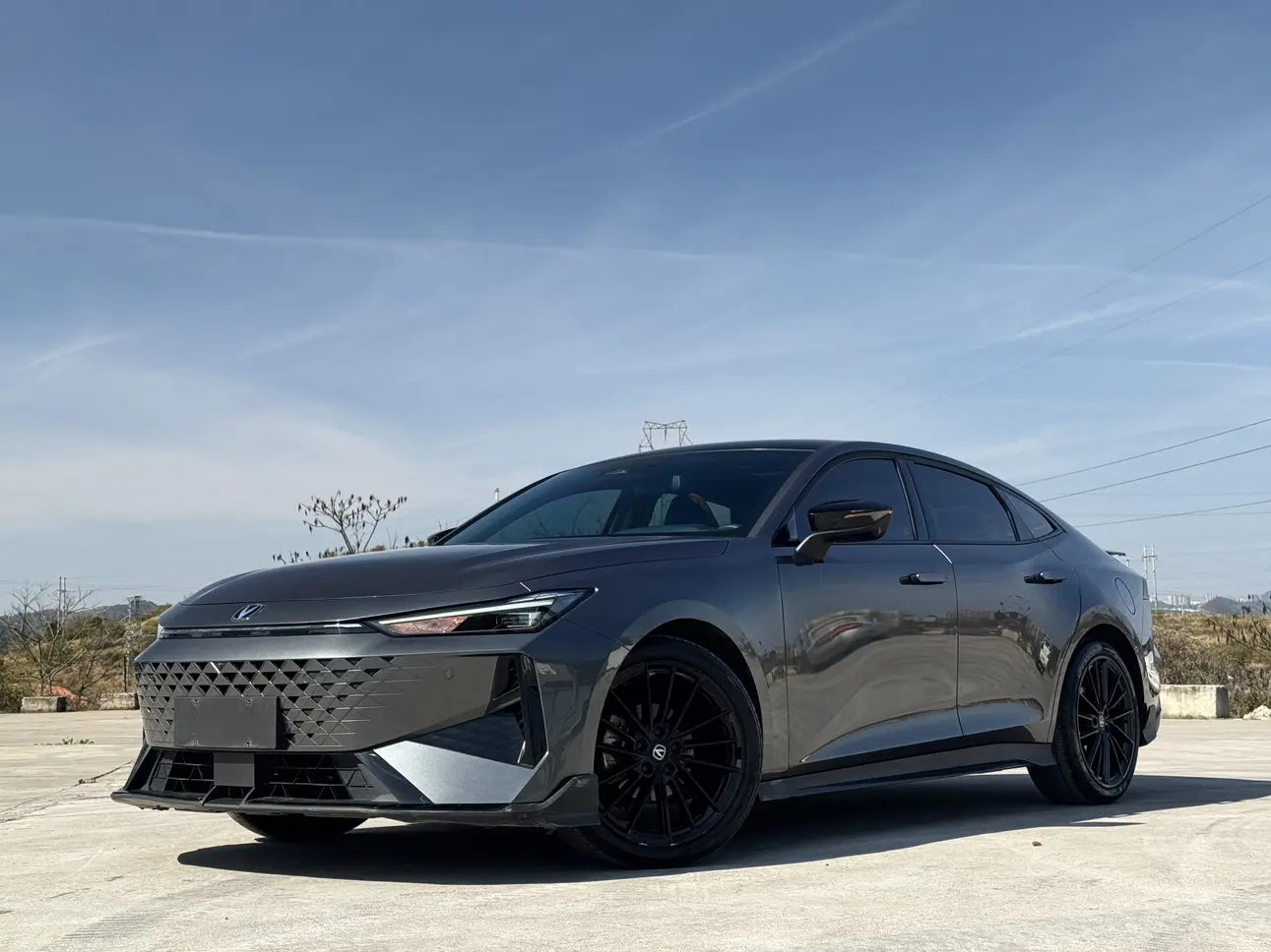 Changan UNI-V  из Китая