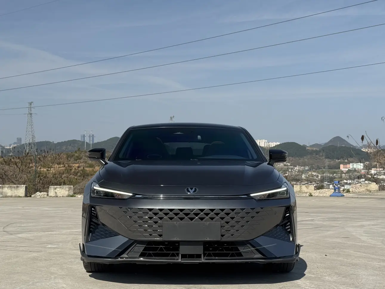 Changan UNI-V  из Китая