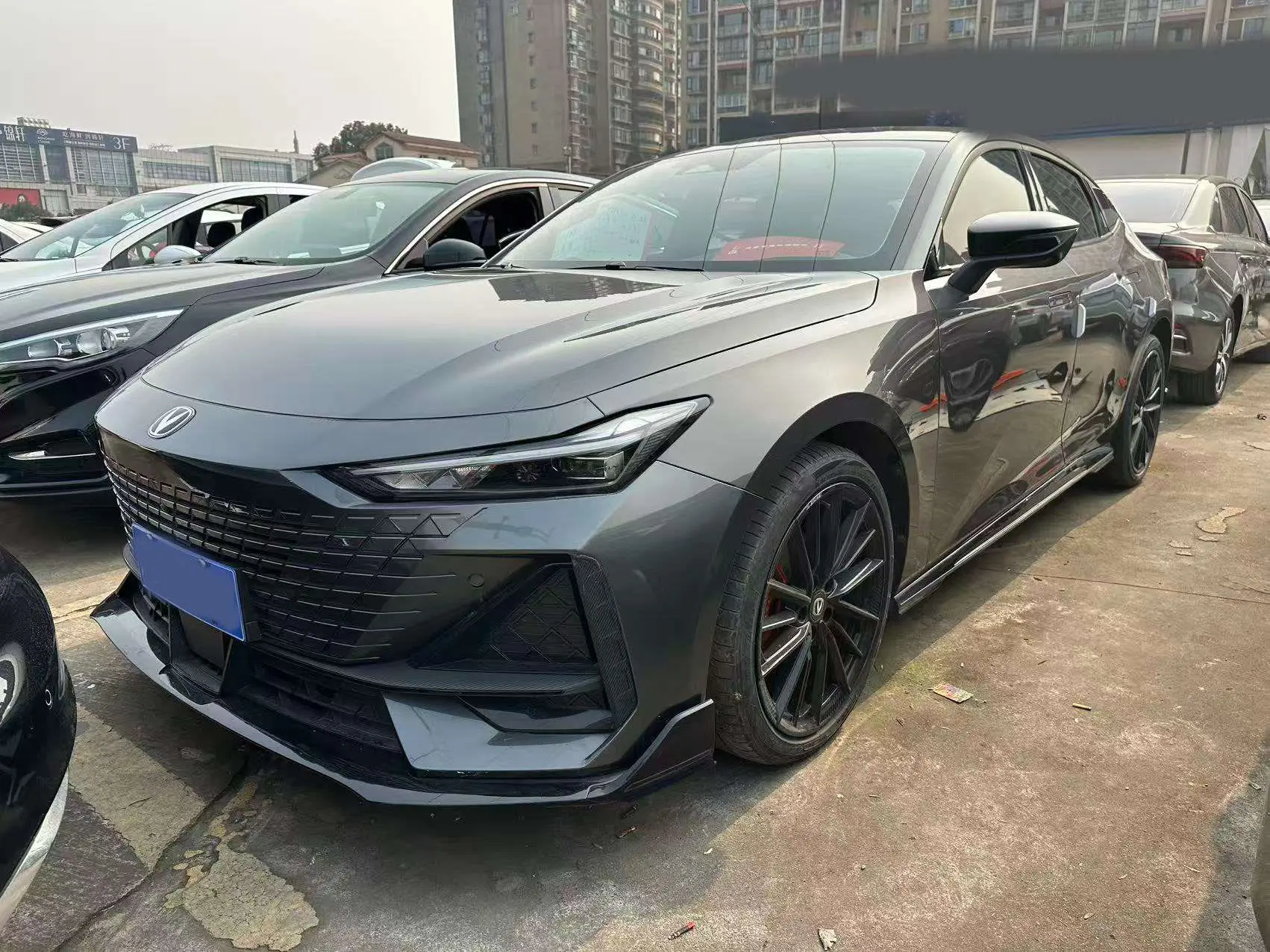 Changan UNI-V  из Китая