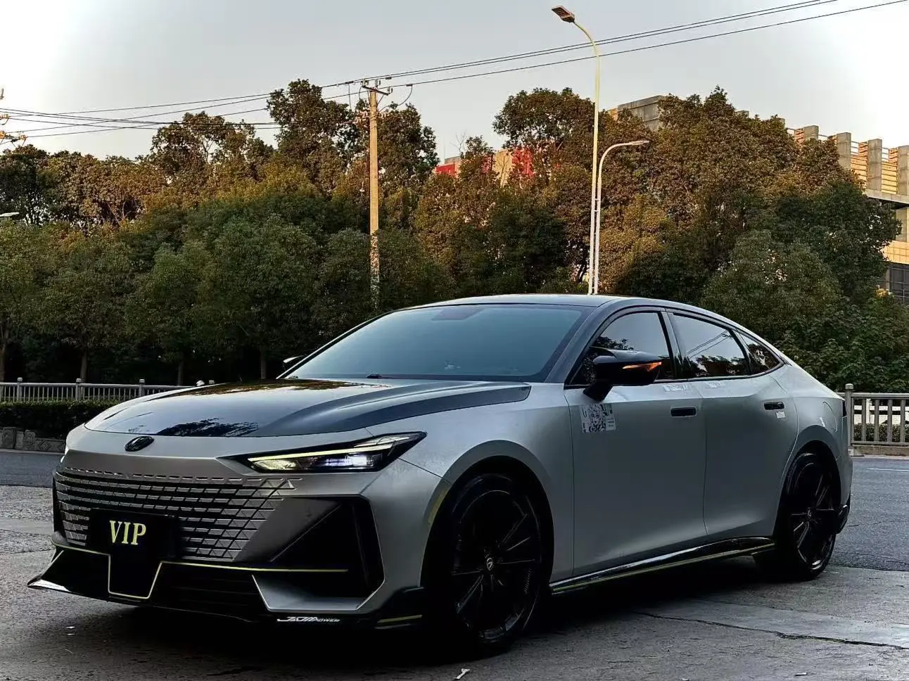 Changan UNI-V  из Китая