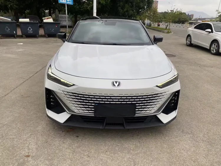 Changan UNI-V  из Китая