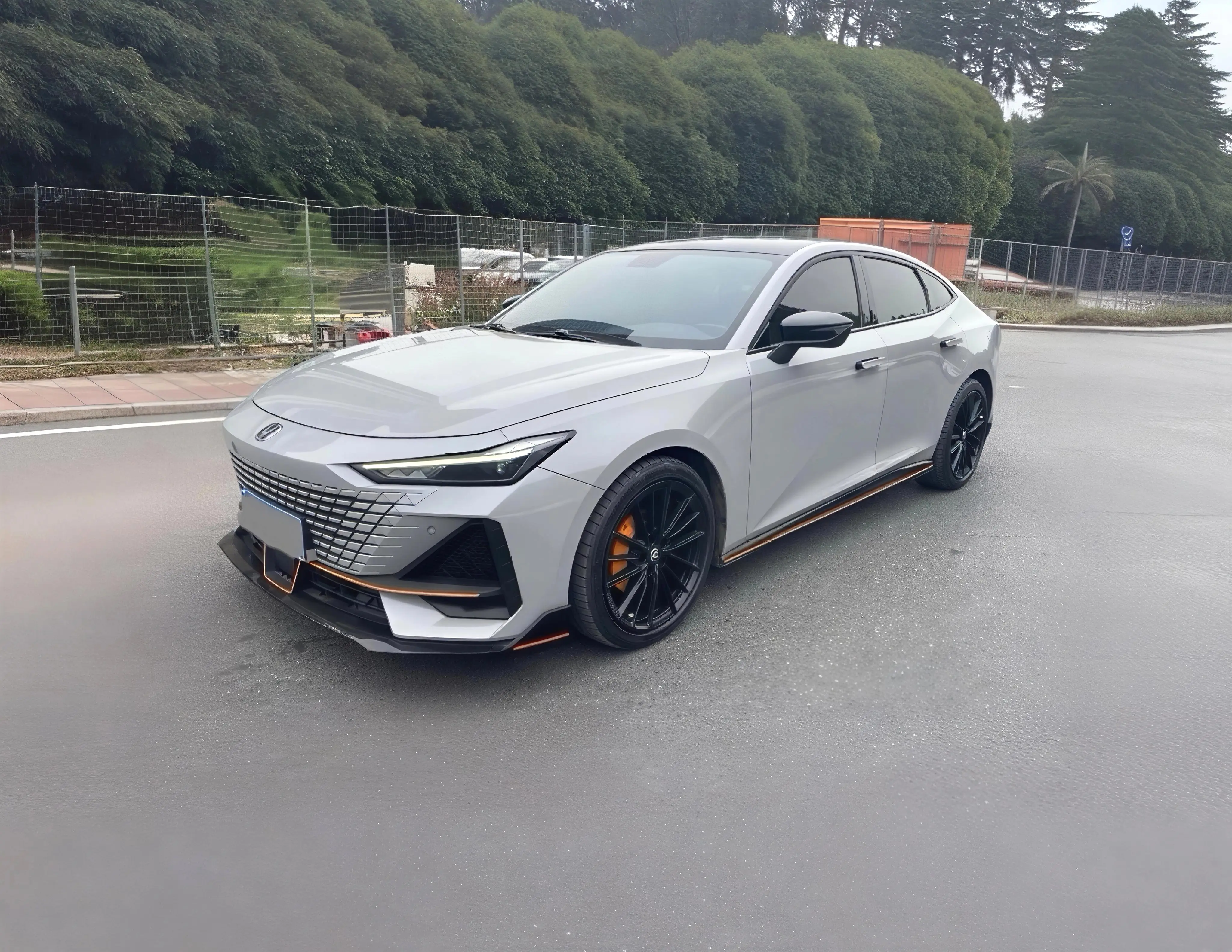 Changan UNI-V  из Китая