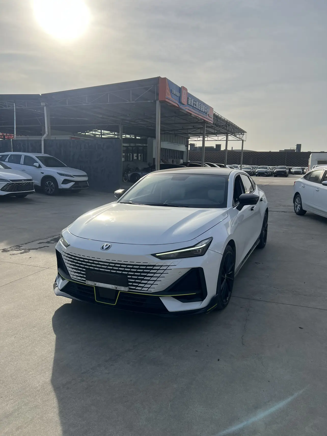 Changan UNI-V  из Китая