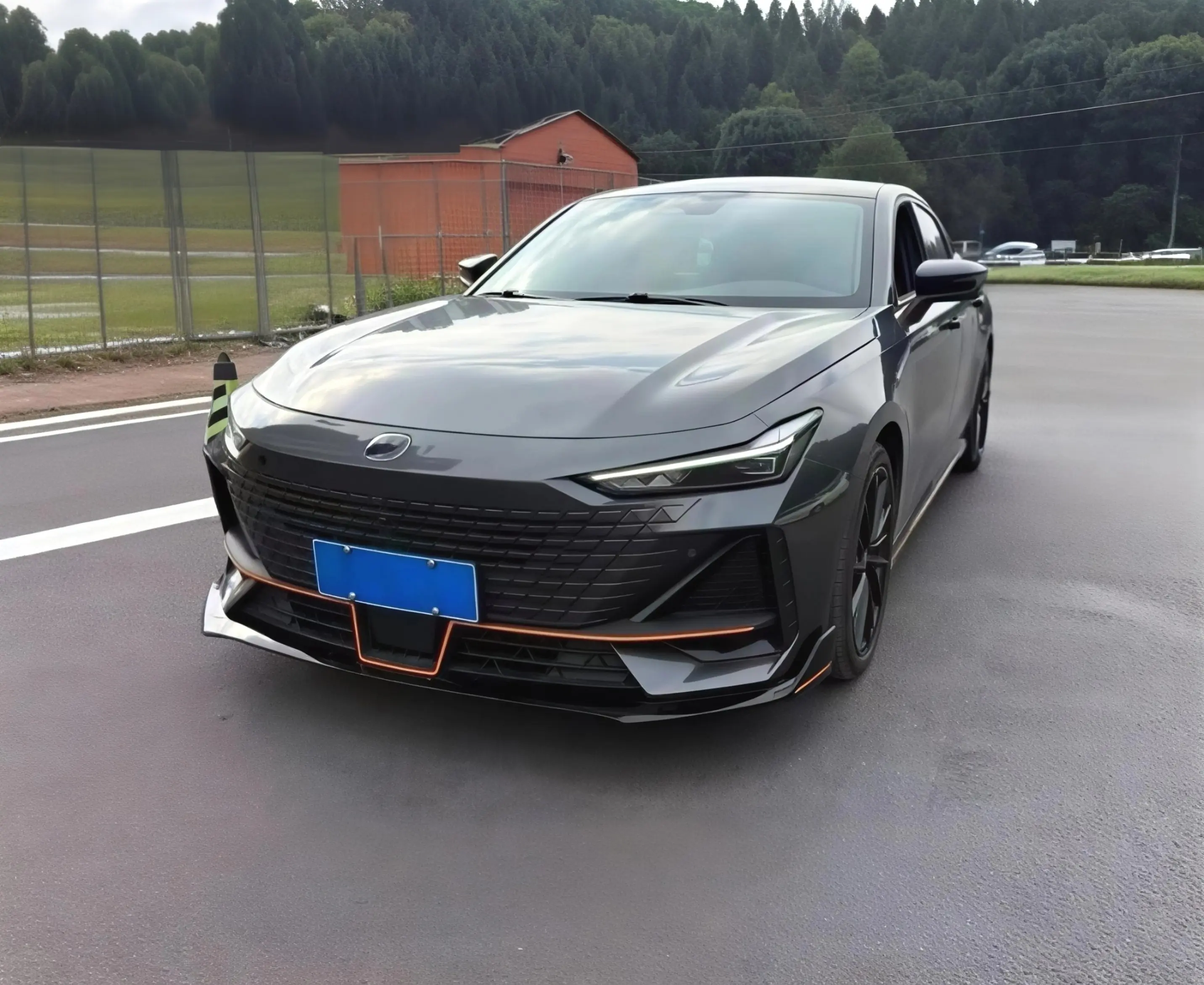 Changan UNI-V  из Китая