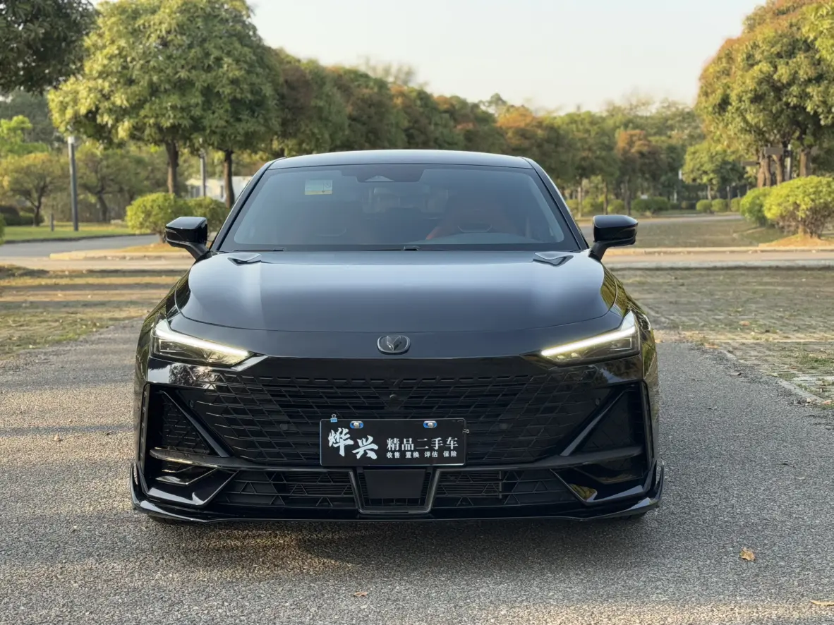 Changan UNI-V  из Китая