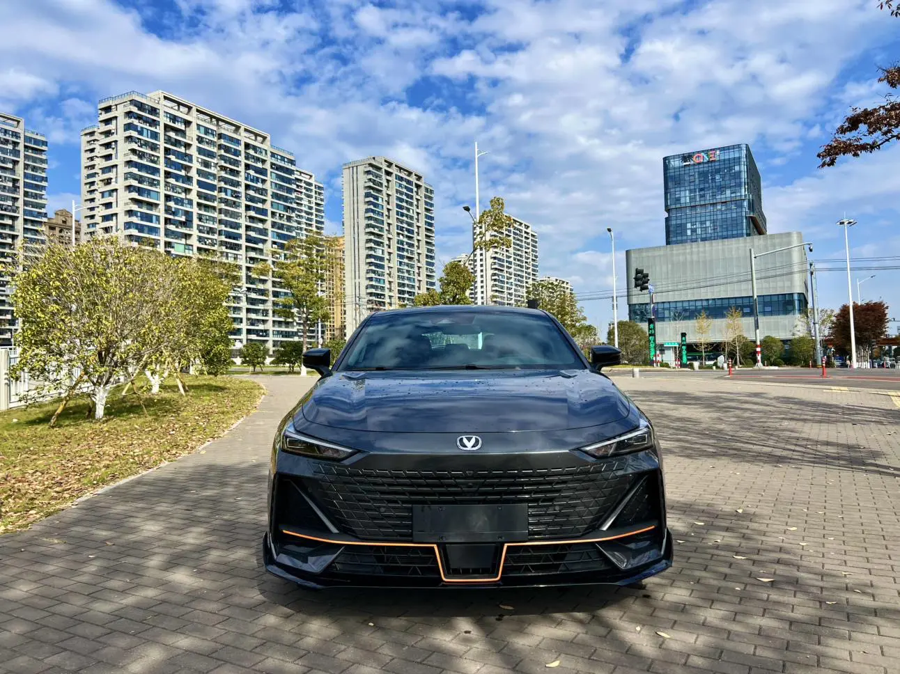 Changan UNI-V  из Китая