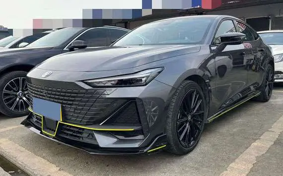 Changan UNI-V  из Китая